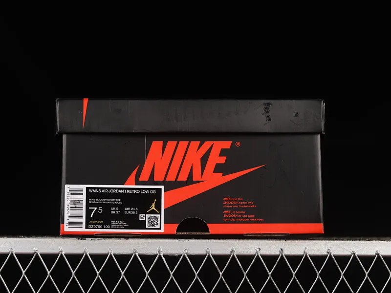 All categories Air Jordan Jordan series basketball shoes Air Jordan 1 Low Z version Air Jordan 1 Low OG "Shattered Backboard" AJ1 Joe 1 customized version white buckle shredded low-top basketball shoes CZ0790-100